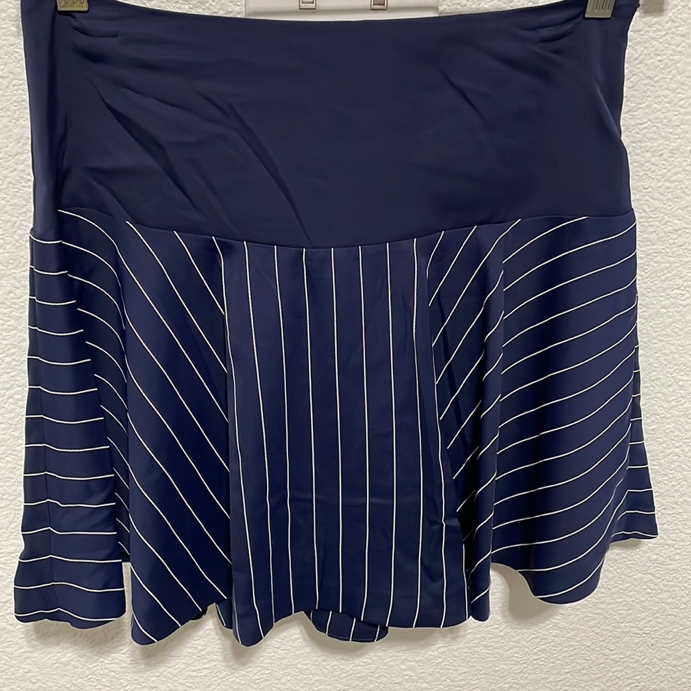 Armain Exchange‎ Skirt, lined, navy striped, size 4, mini skirt